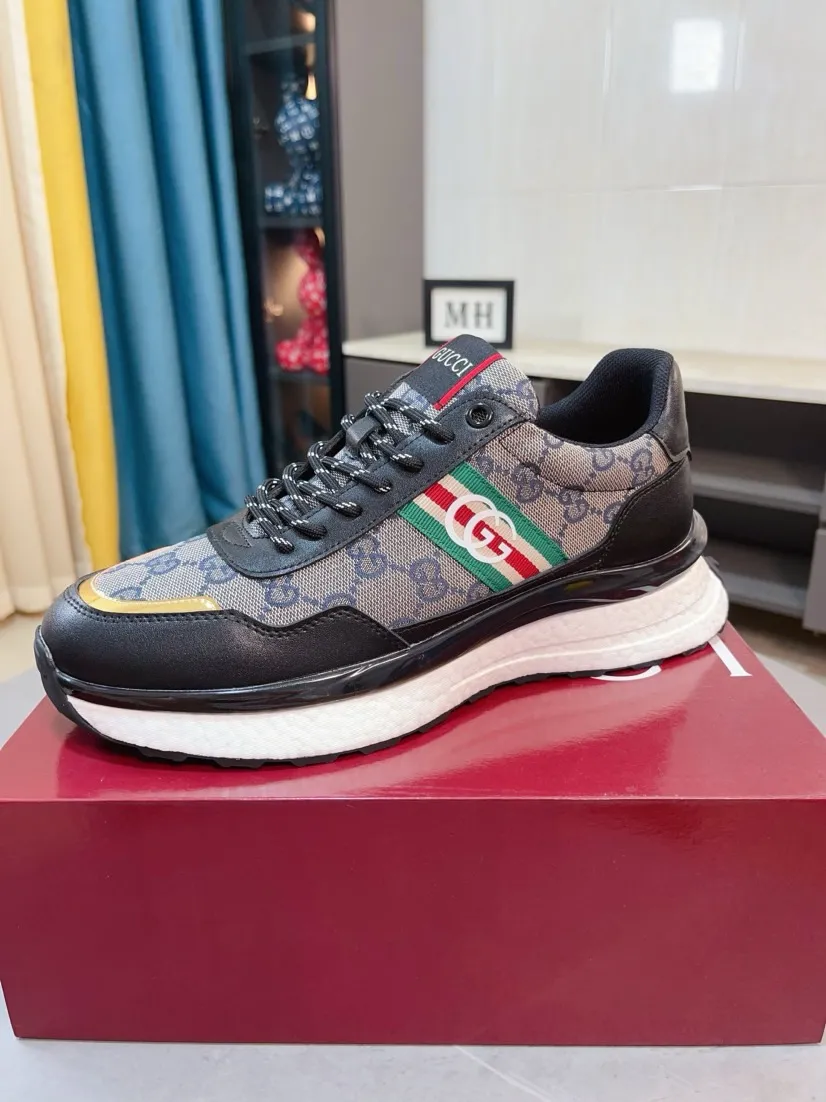 Men's shoes 💰458🌹🌹GUCCI [Gucci] New high-end brand of men's shoes, the latest fashionable casual men's shoes, trendy and versatile, relaxed and sporty style, uppers imported from Italy, first-layer cowhide, genuine leather lining, and ultra-fine workmanship. Original personalized fashionable rubber wear-resistant outsole, light and comfortable on the foot, size 38-44